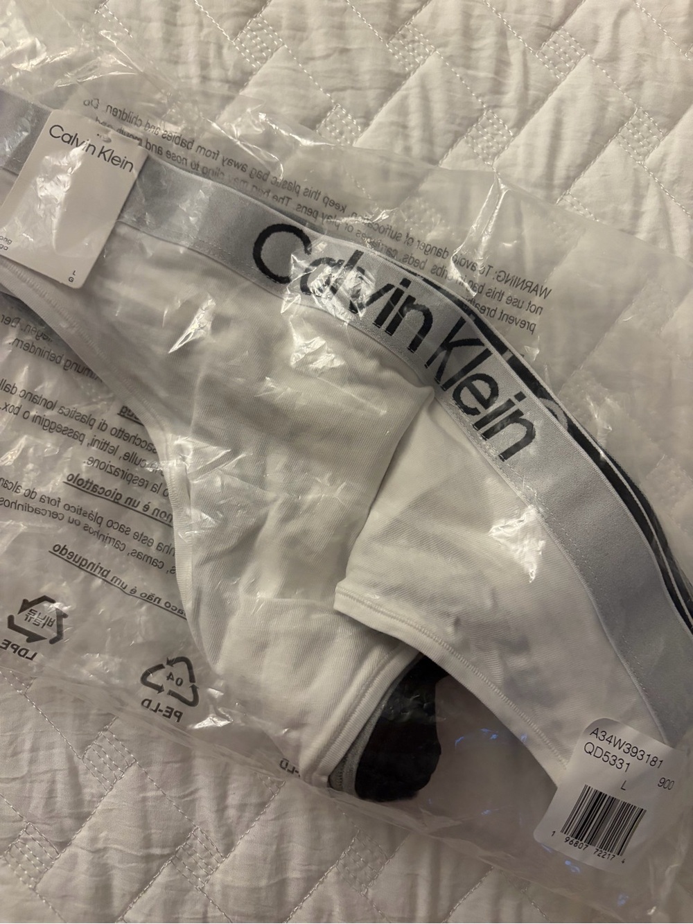 Calvin Klein Cotton thongs with Logo Waistband